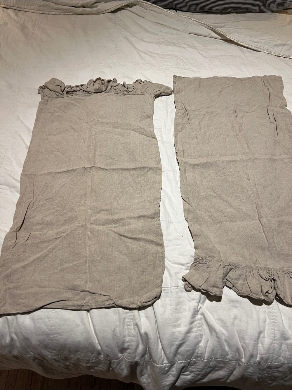 Natural Linen king Pillowcase Set - Soft Taupe with ruffled edge